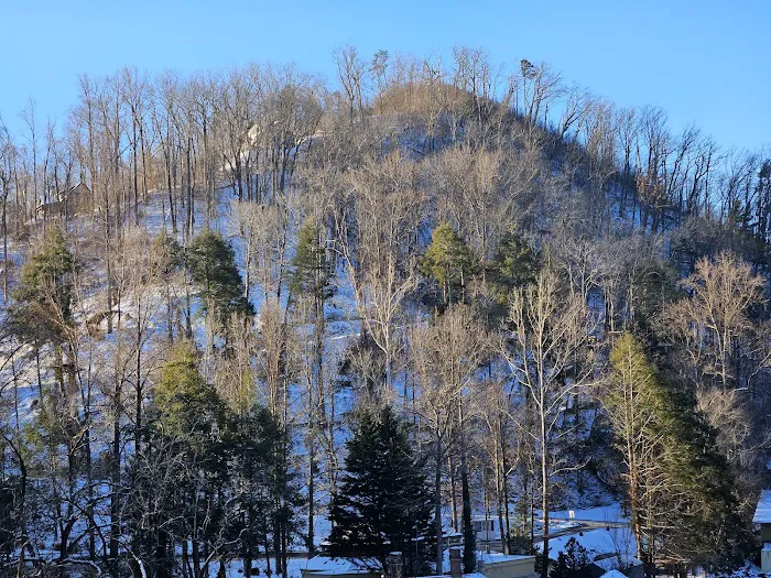 Summit Manor B4032 4