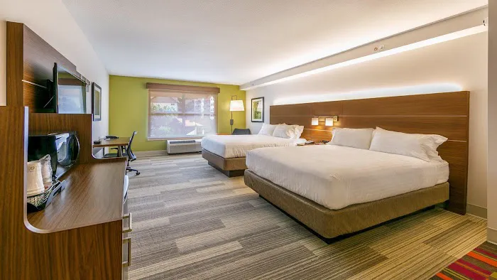 Holiday Inn Express Gatlinburg Downtown by IHG 4