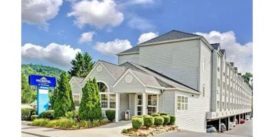 Microtel Inn & Suites by Wyndham Gatlinburg