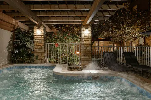 Courtyard Gatlinburg Downtown 4