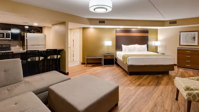 Best Western Plaza Inn 4