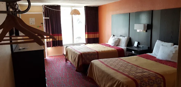 Conner Hill Motor Lodge 4