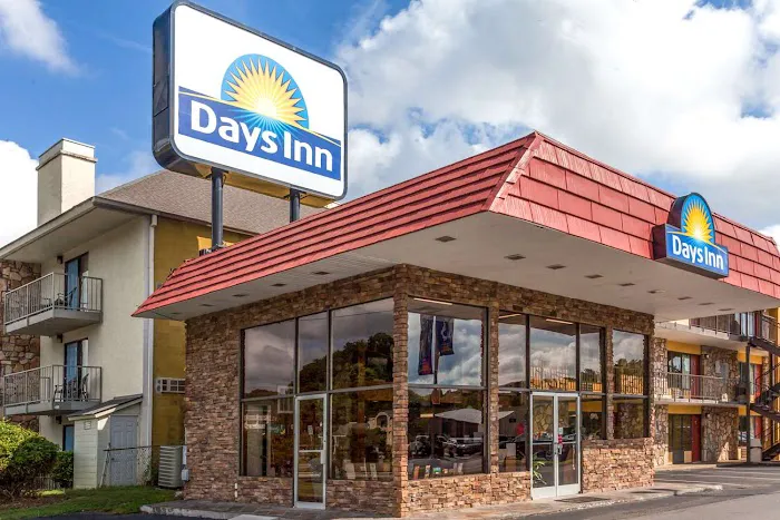 Days Inn by Wyndham Pigeon Forge South 4