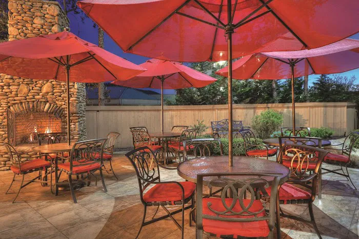 La Quinta Inn & Suites by Wyndham Pigeon Forge 4