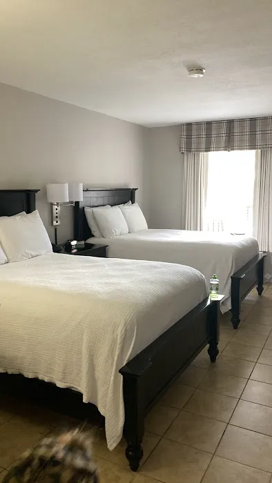 R&L Carriers Hotel 4