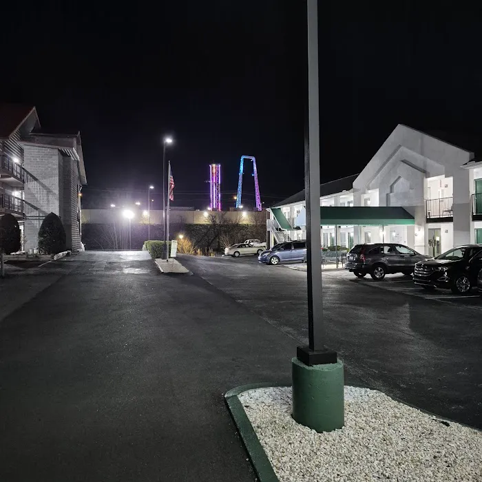 R&L Carriers Hotel 4