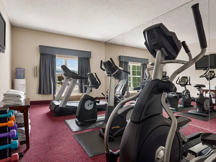 Ramada Pigeon Forge North 4