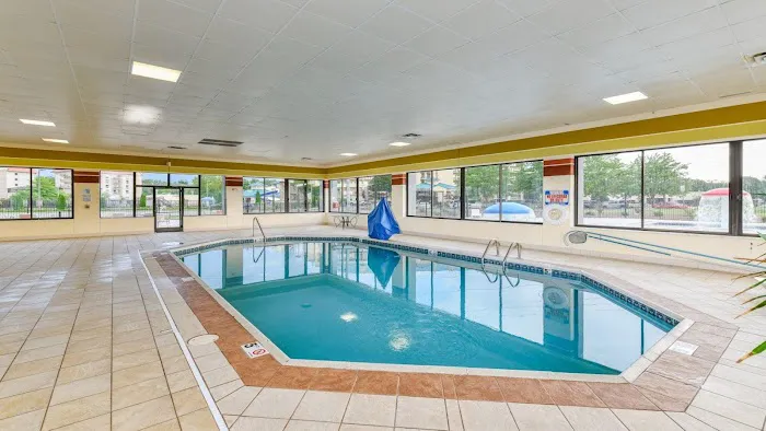 Holiday Inn Express & Suites Pigeon Forge/Near Dollywood by IHG 4