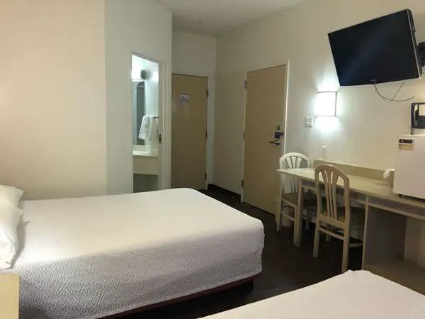 Sleep Inn & Suites Pigeon Forge - Downtown 4