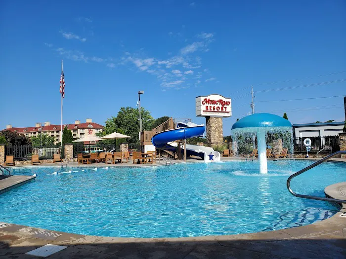 Music Road Resort Hotel 4