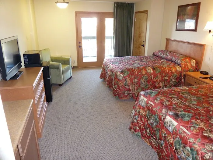 Grand Smokies Resort Lodge 4
