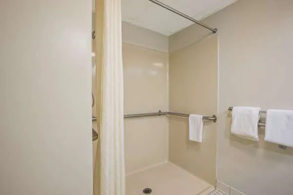 Clarion Pointe Sevierville-Pigeon Forge 4