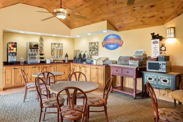 Baymont by Wyndham Sevierville Pigeon Forge 4