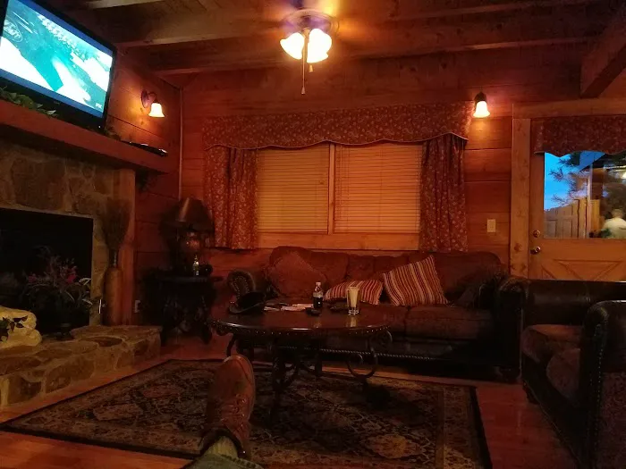 Ain't Misbehavin Cabin 4
