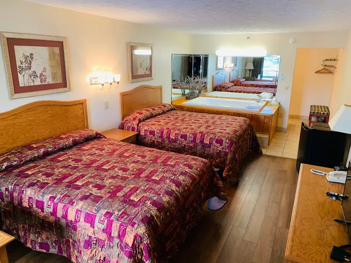 Landmark Inn 4