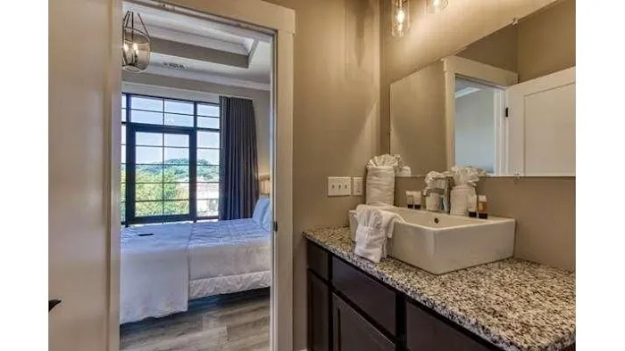 Central Hotel, New Hotel Collection Smoky Mountains 4