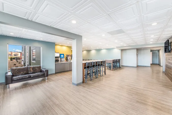 SureStay Plus Hotel by Best Western Sevierville 4