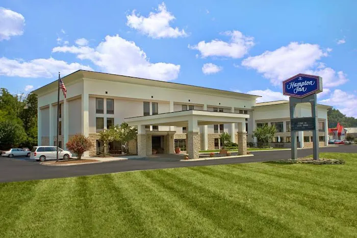 Hampton Inn Sevierville 4