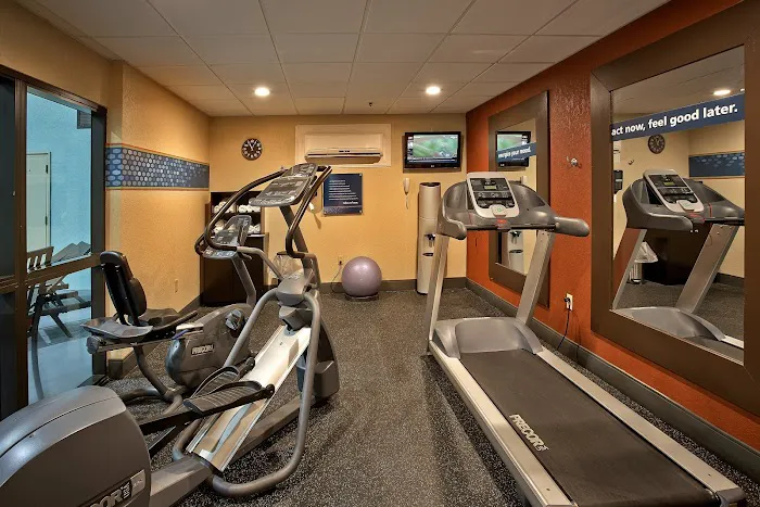 Hampton Inn Sevierville 4