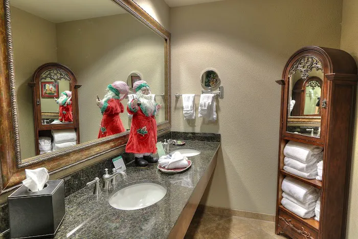 The Inn at Christmas Place 4