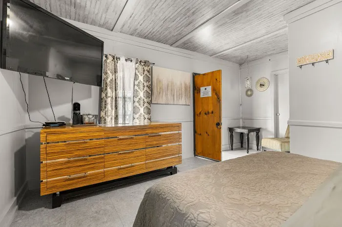 Spring Creek Hotel 4