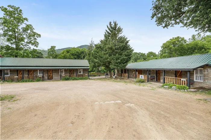 Spring Creek Hotel 4