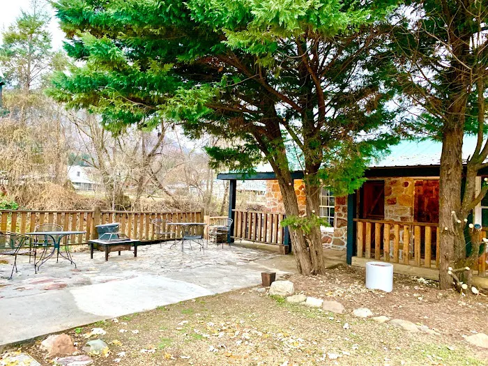 Creek Water Inn 4