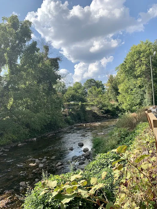 Creek Water Inn 4