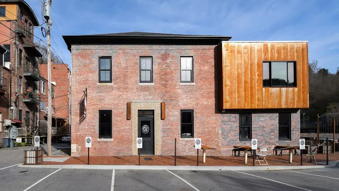 Old Marshall Jail Hotel 4
