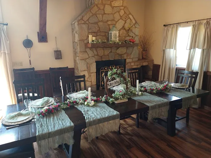 The Cottage at Grace House Inn 4