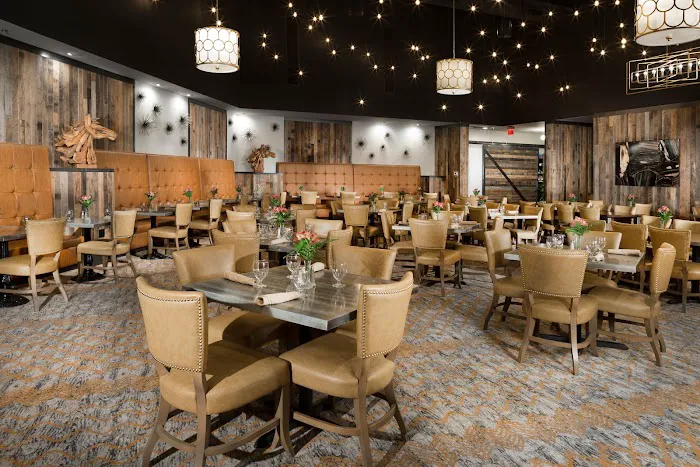 Crowne Plaza Hotels & Resorts Asheville, an IHG Hotel 4