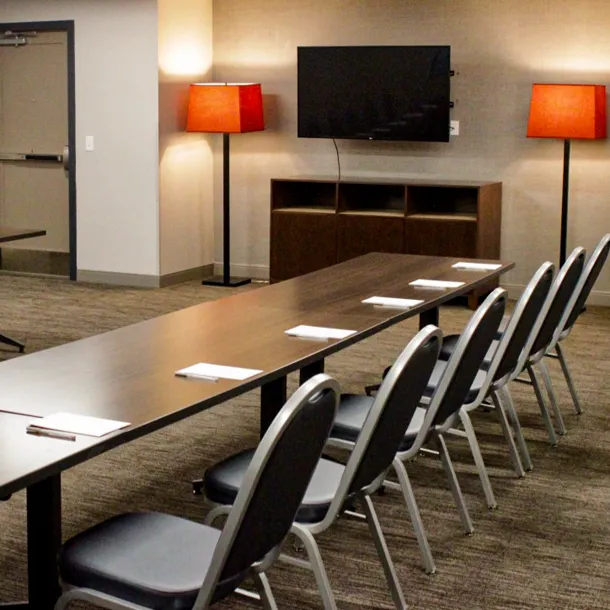 Country Inn & Suites by Radisson Asheville River Arts District 4