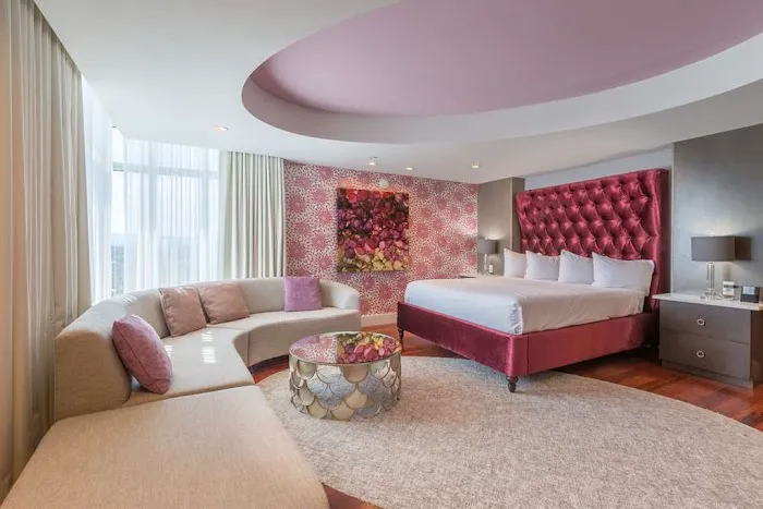 DoubleTree by Hilton Asheville Downtown 5