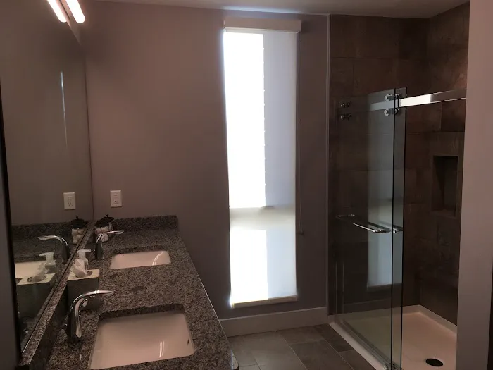 Banjoe Downtown Condo 4