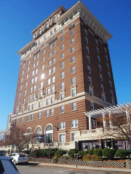 Asheville West Country Inn 5