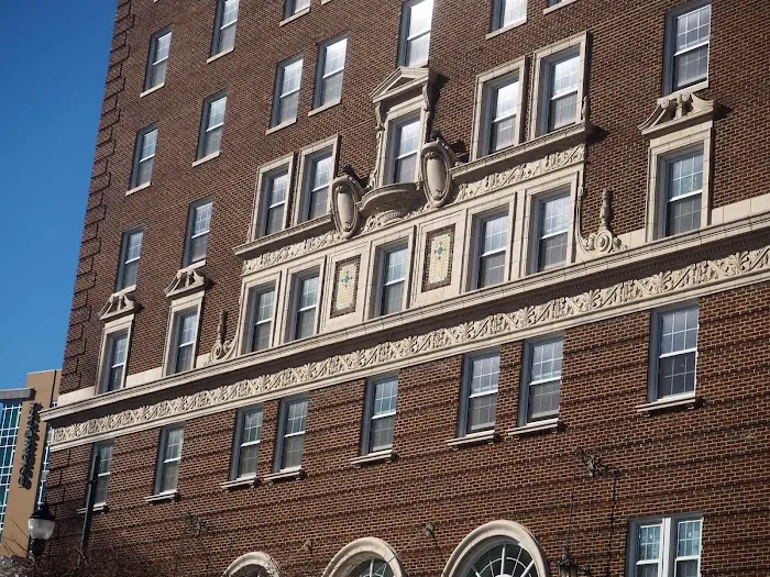 Asheville West Country Inn 5