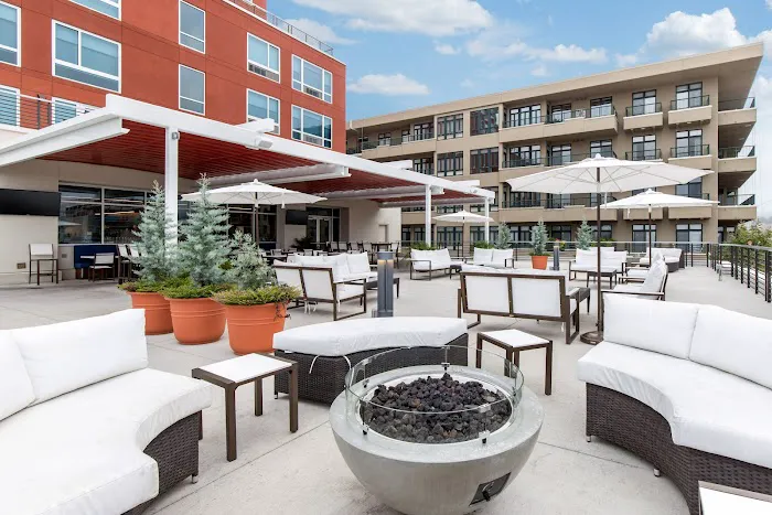 Cambria Hotel Downtown Asheville 5