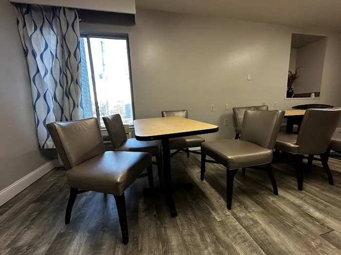 Days Inn by Wyndham Thomson 4