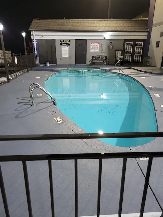 Sleep Inn & Suites 4