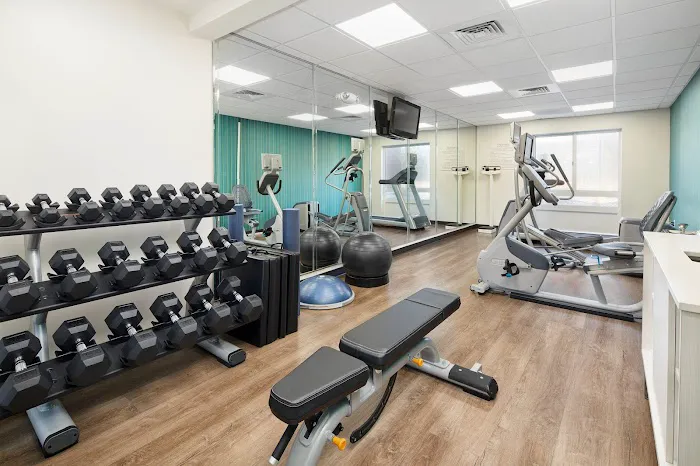 Holiday Inn Express & Suites Spartanburg-North by IHG 4