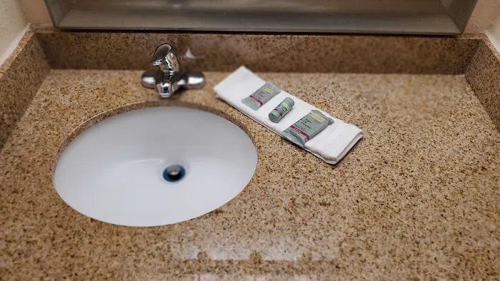 SureStay Plus By Best Western Spartanburg Southwest 4