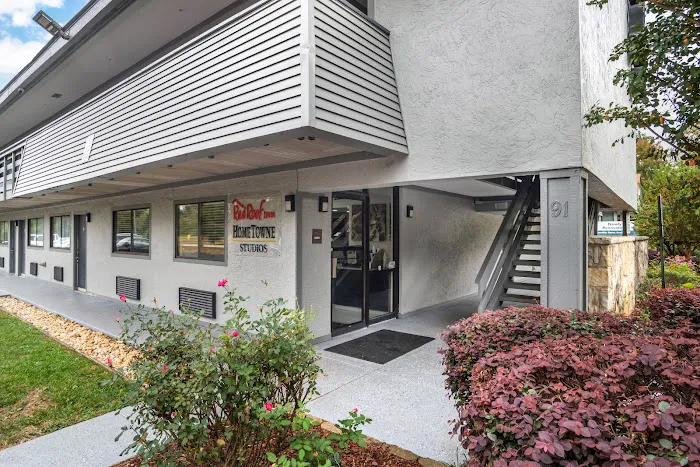 Red Roof Inn Greenville 4
