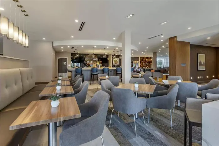 DoubleTree by Hilton Greenville Woodruff Road 4
