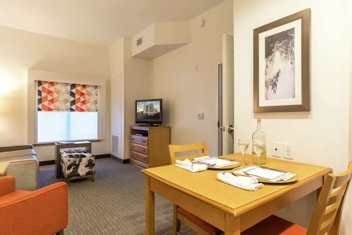 Homewood Suites by Hilton Greenville 4