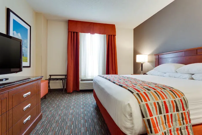 Drury Inn & Suites Greenville 4
