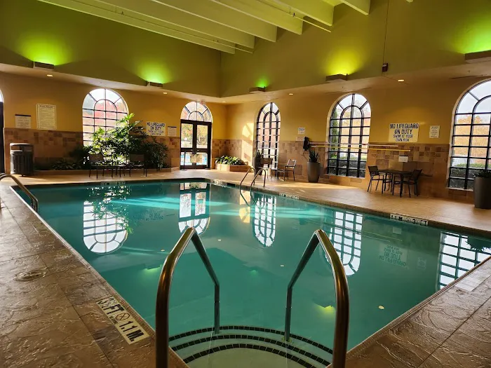 Embassy Suites by Hilton Greenville Golf Resort & Conference Center 4