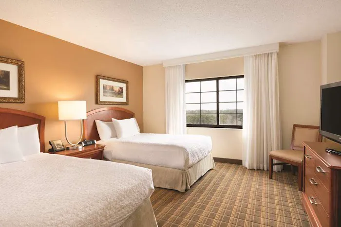Embassy Suites by Hilton Greenville Golf Resort & Conference Center 4