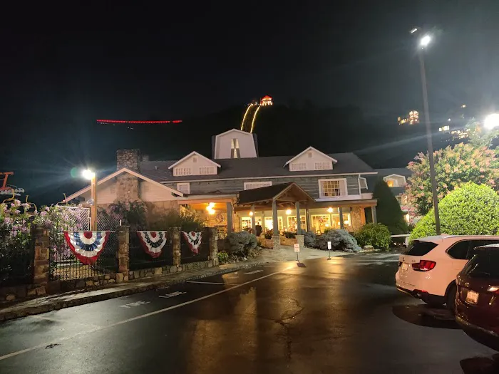 Gatlinburg Inn 4