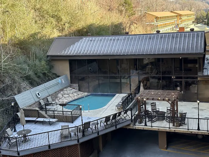 Edgewater Hotel and Conference Center Gatlinburg 4