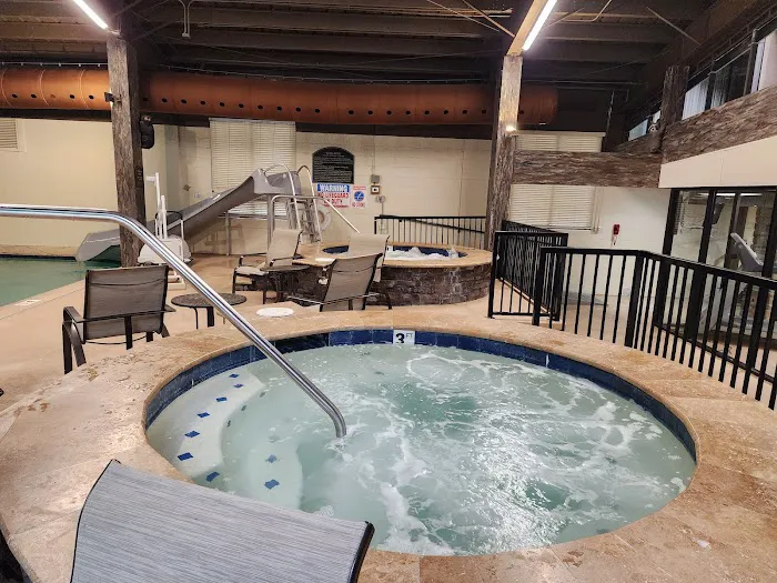 Edgewater Hotel and Conference Center Gatlinburg 4